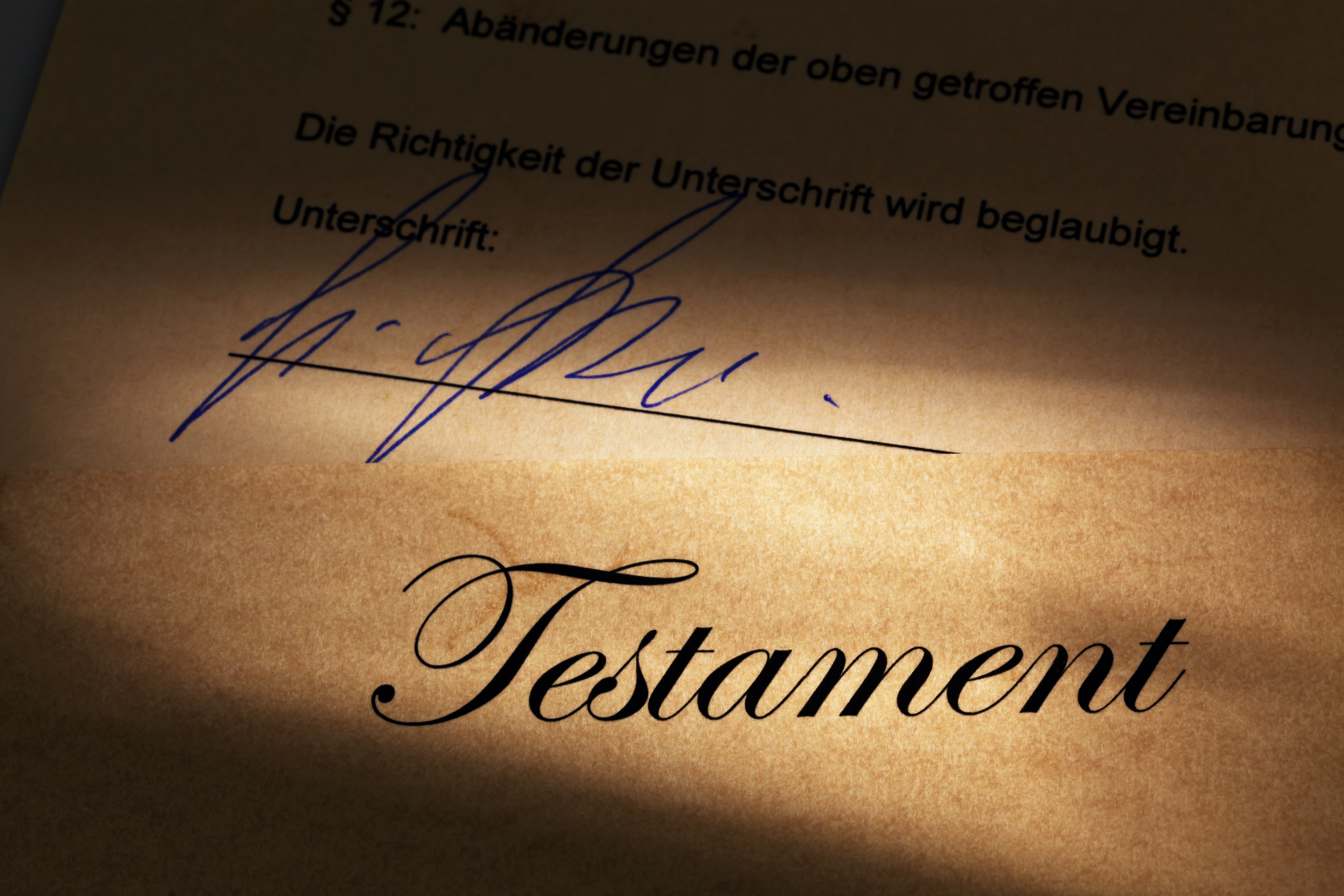 Billede af en underskrift på et testamente